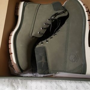 Men's Timberland book